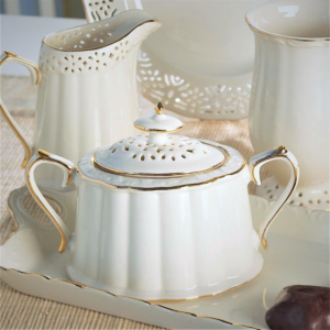 Cukiernica porcelanowa złota linia CLARA Gold Ivory